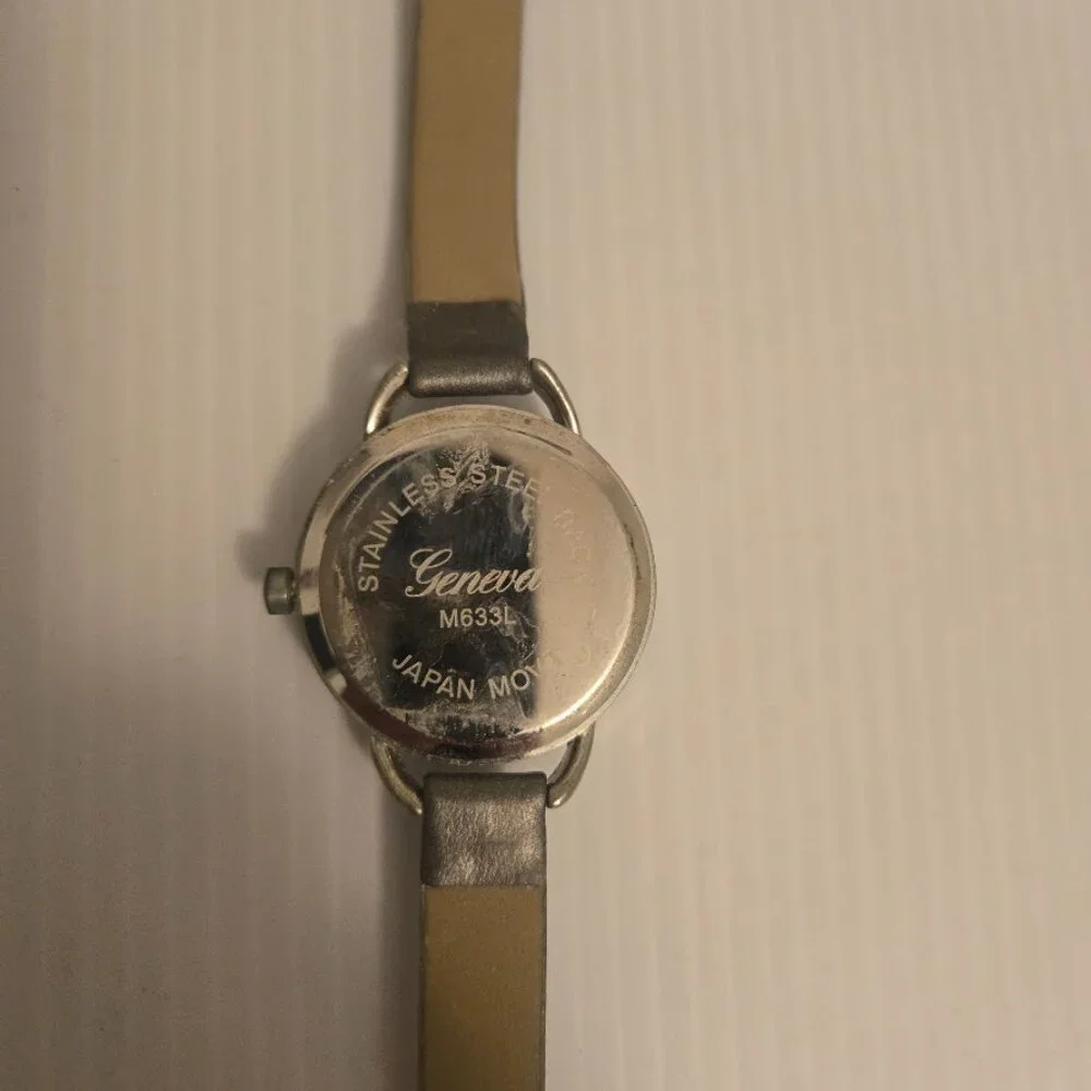 Geneva‎ M633L vintage watch